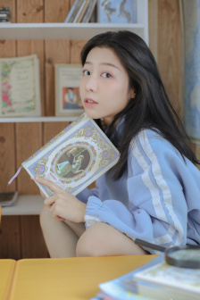 高压监狱女医生满天星叫什么名字